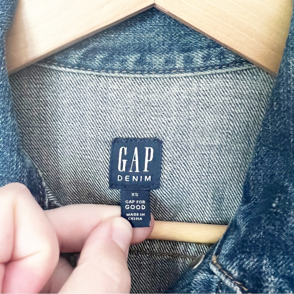 GAP Icon Denim Jean Trucker Jacket Medium Saddle Blue Wash XS - Picture 6 of 11